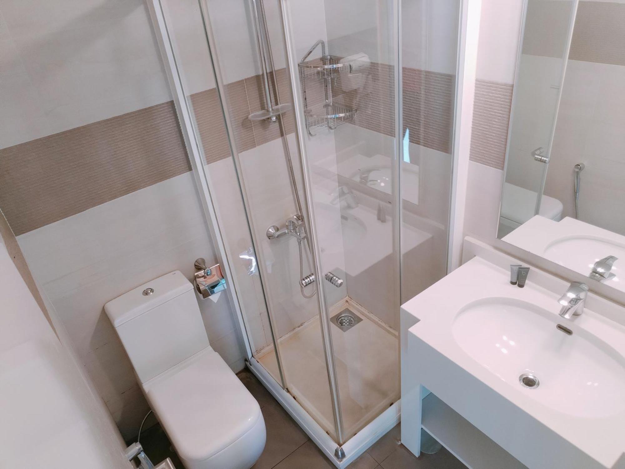 Mateus Hotel & Pool Jounieh Dış mekan fotoğraf
