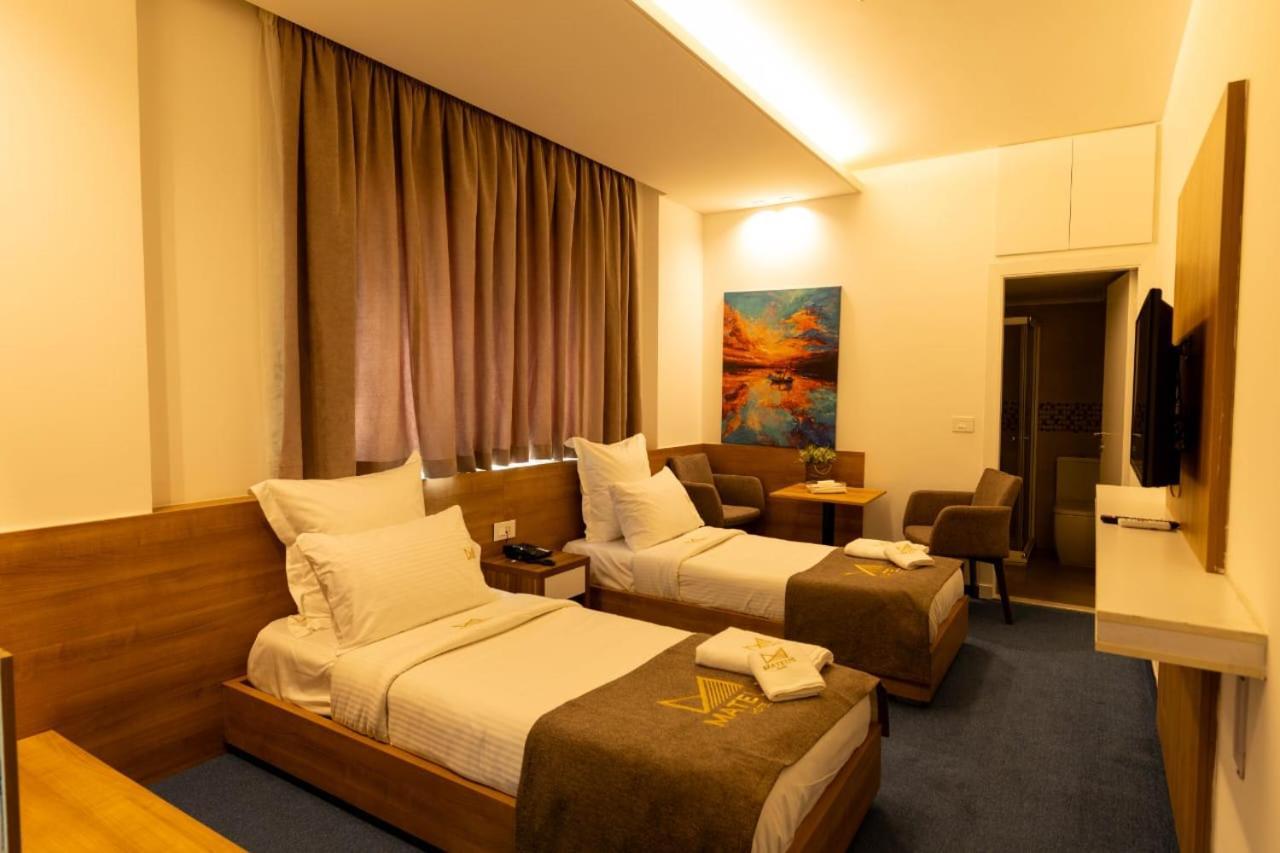 Mateus Hotel & Pool Jounieh Dış mekan fotoğraf