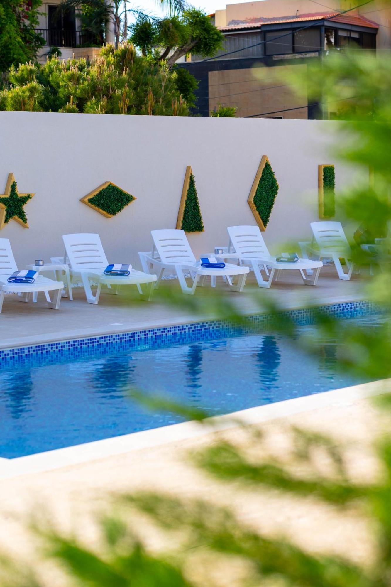 Mateus Hotel & Pool Jounieh Dış mekan fotoğraf
