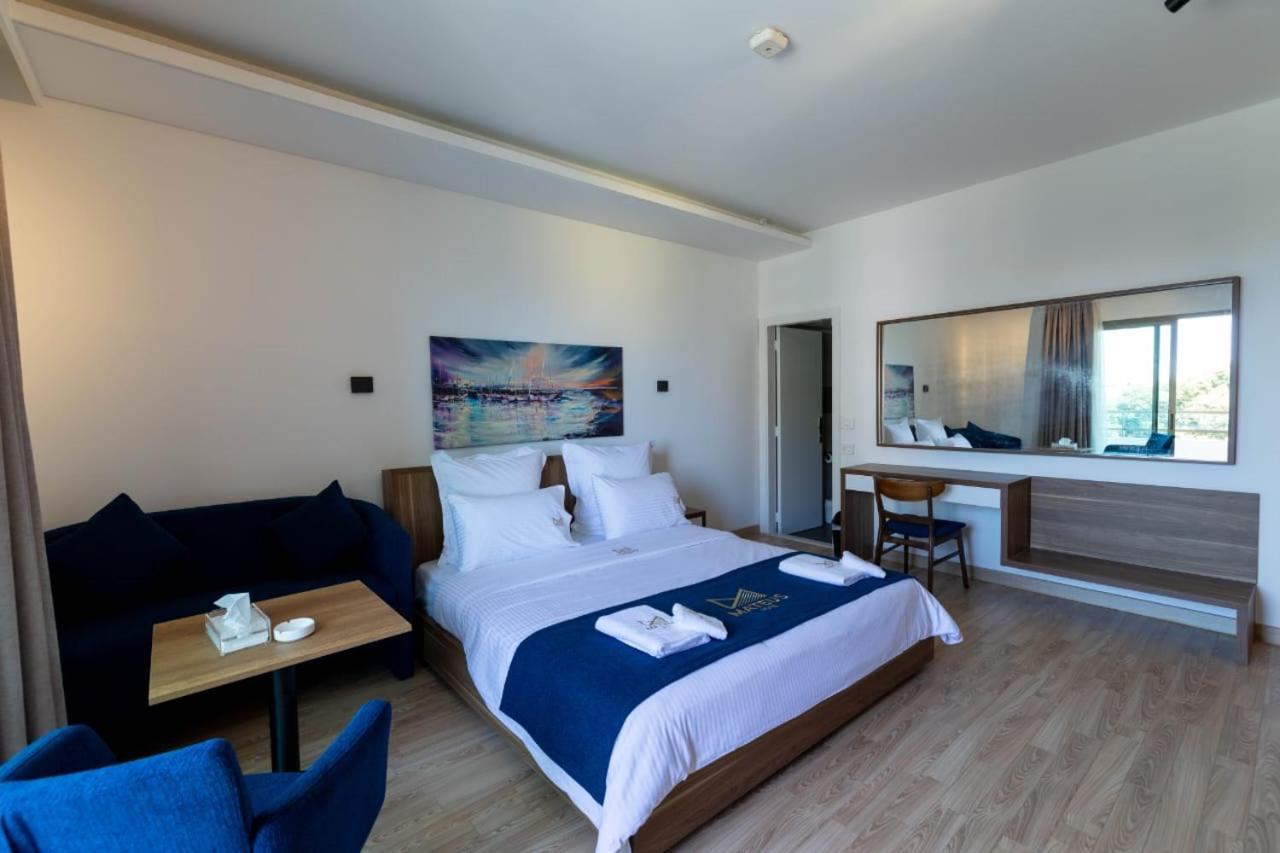 Mateus Hotel & Pool Jounieh Dış mekan fotoğraf